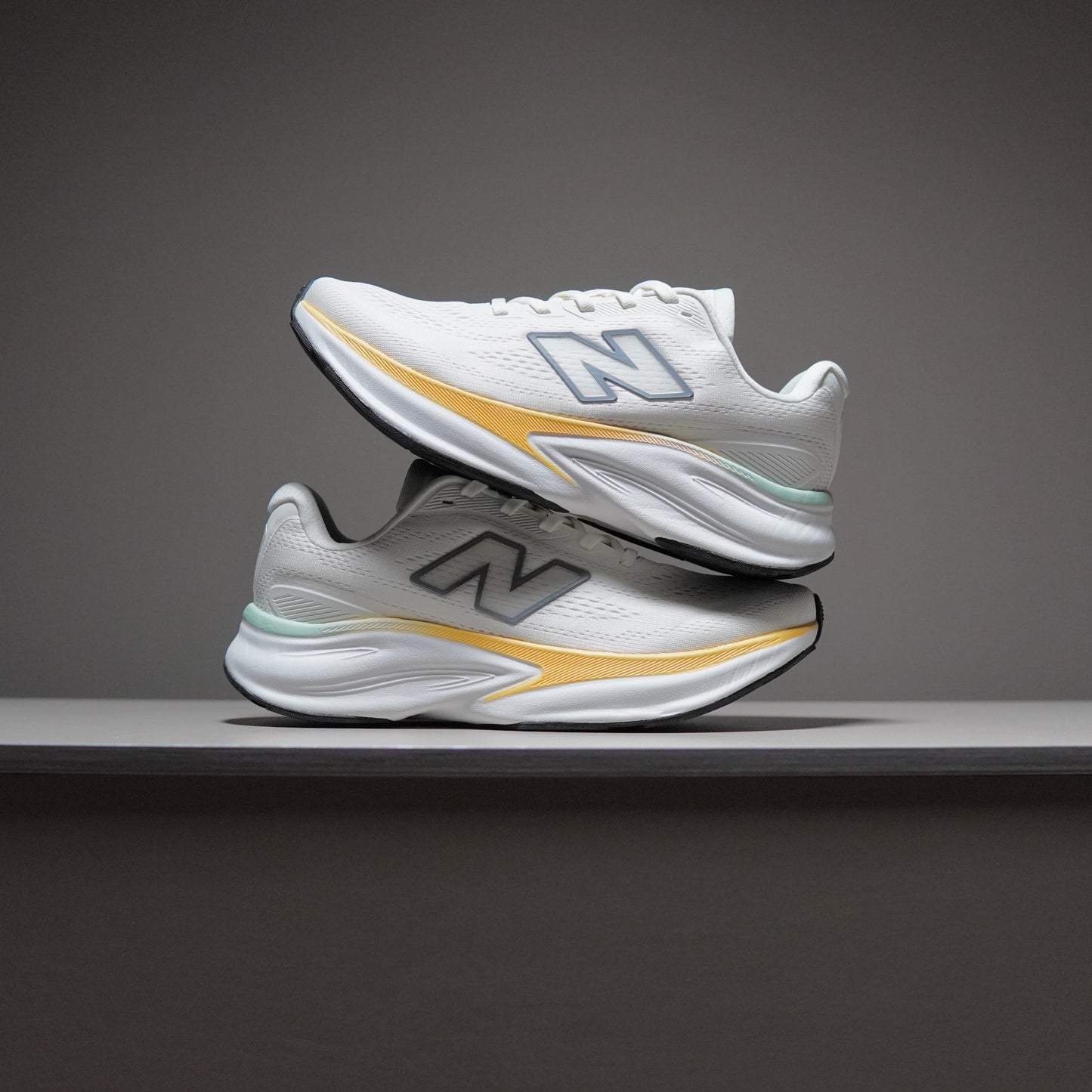 New Balance Fresh Foam X More V6 | 08002303