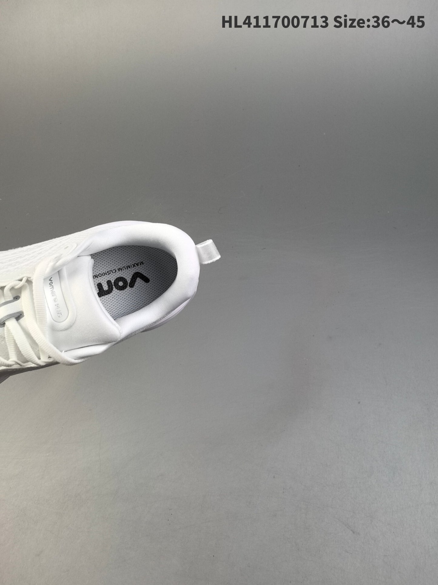 Nike Vomero Plus | NV18P400313