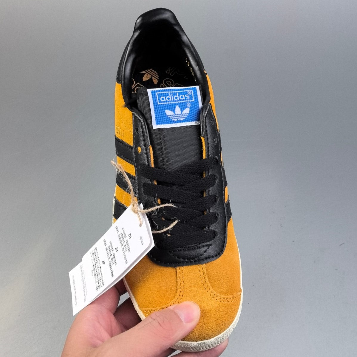 Adidas GAZELLE INDOOR │Core Gold/ Black/Gold Metallic HL111501006