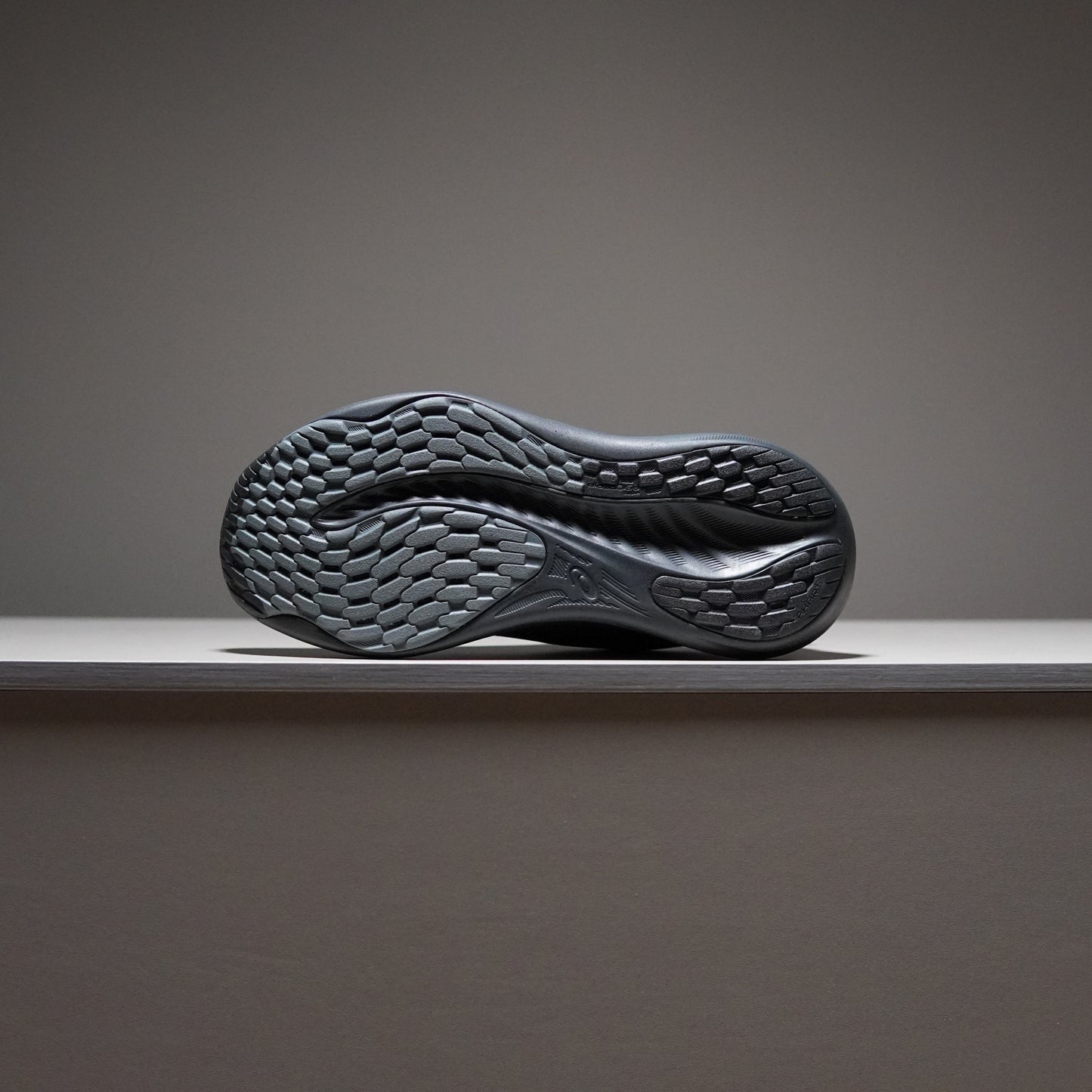 Asics GEL-SAIUN | AGS271300602