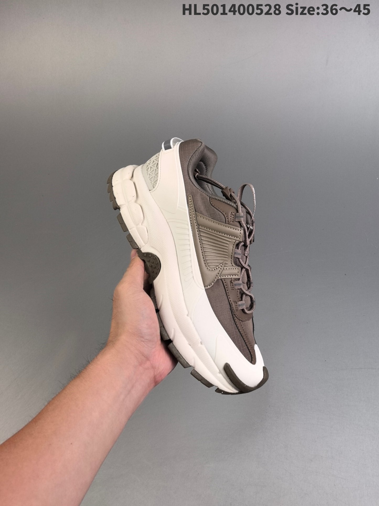 Nike Zoom Vomero Roam | NZVR18P400302