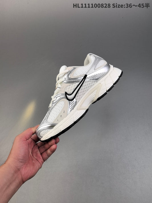 Nike V5 RNR | V5RNR18P400306