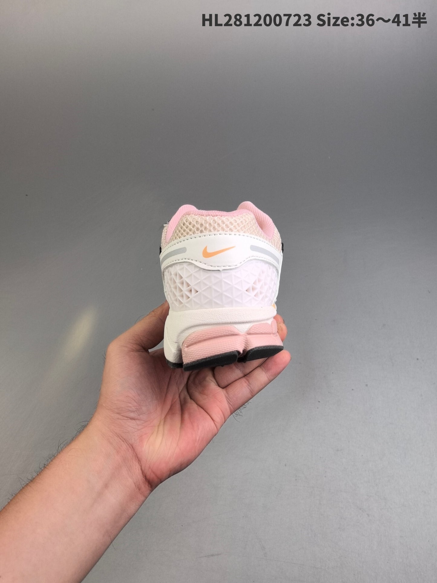 Nike Zoom Vomero 5 | NZV518P400309