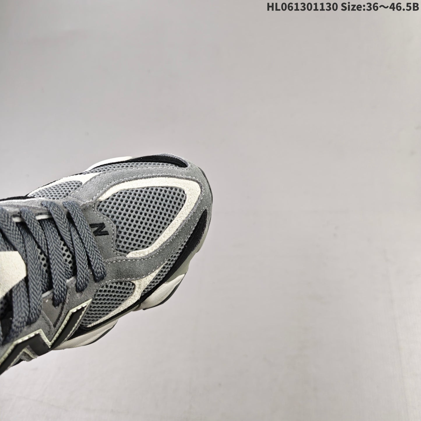 New Balance 9060 | HL031800810