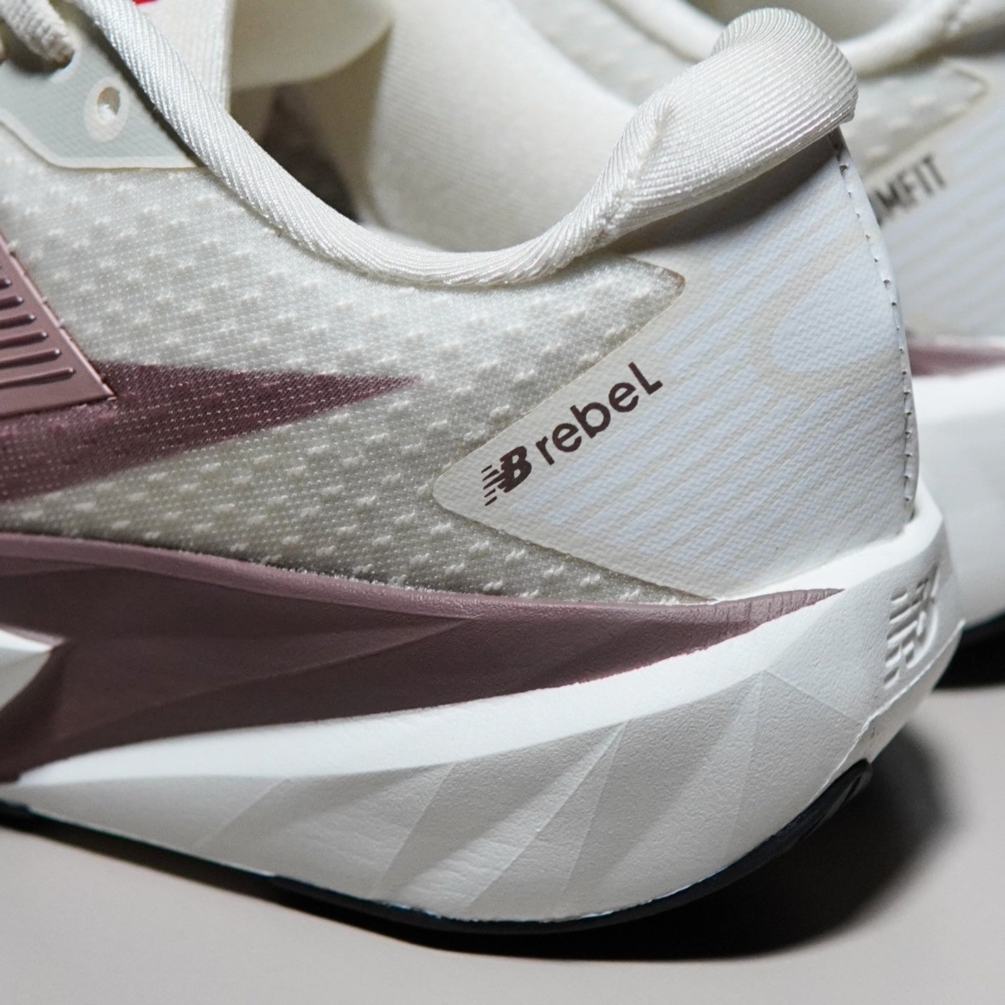 New Balance FuelCell Rebel v5 | NB080023FR02