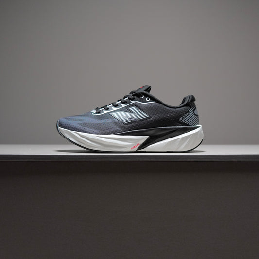 New Balance FuelCell Rebel v5 | NB080023FR10