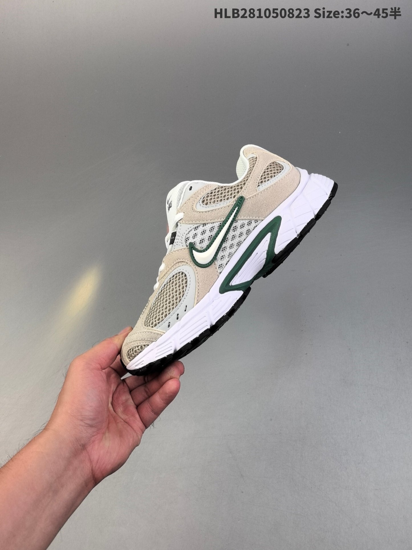 Nike V5 RNR | V5RNR18P400302