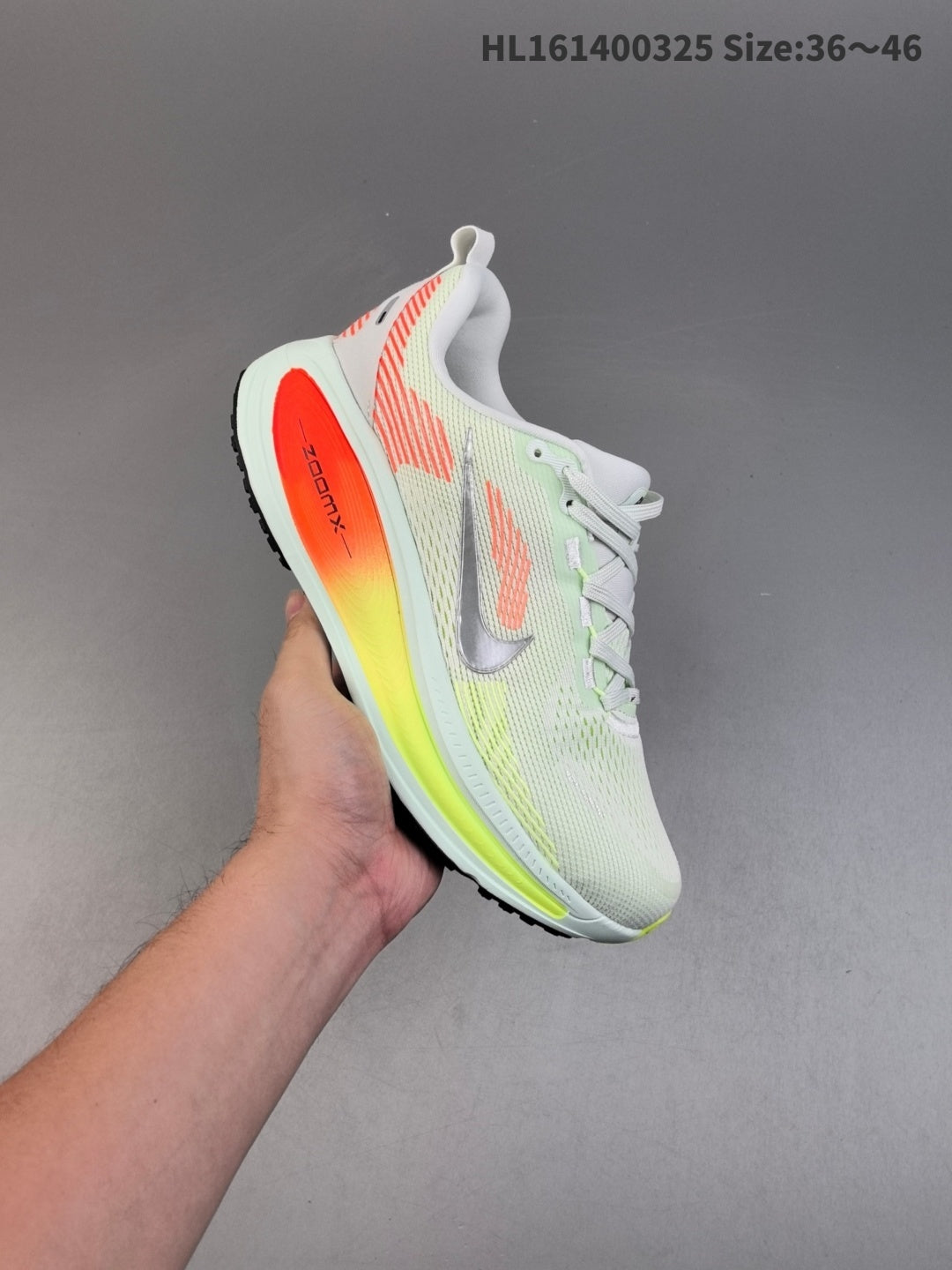 Nike Vomero 18 | HL161400325