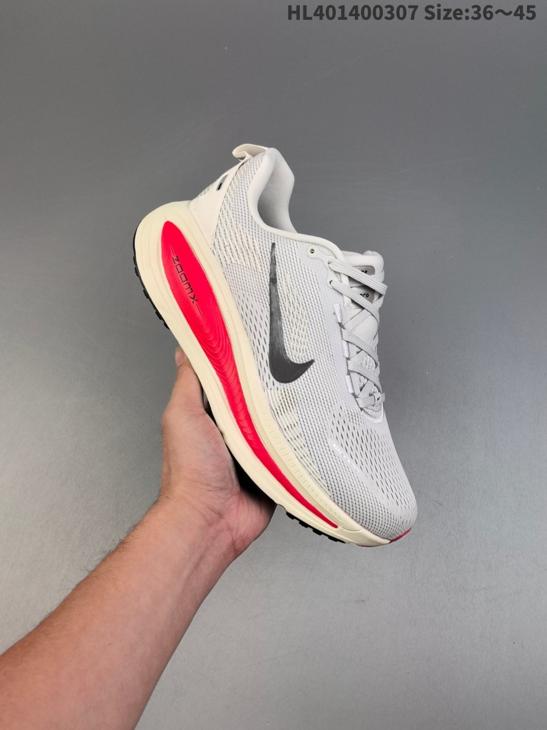 Nike Vomero 18 | HL401400307