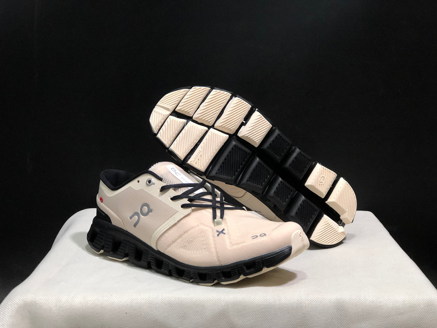 ON Cloud X3 | X10015OC07