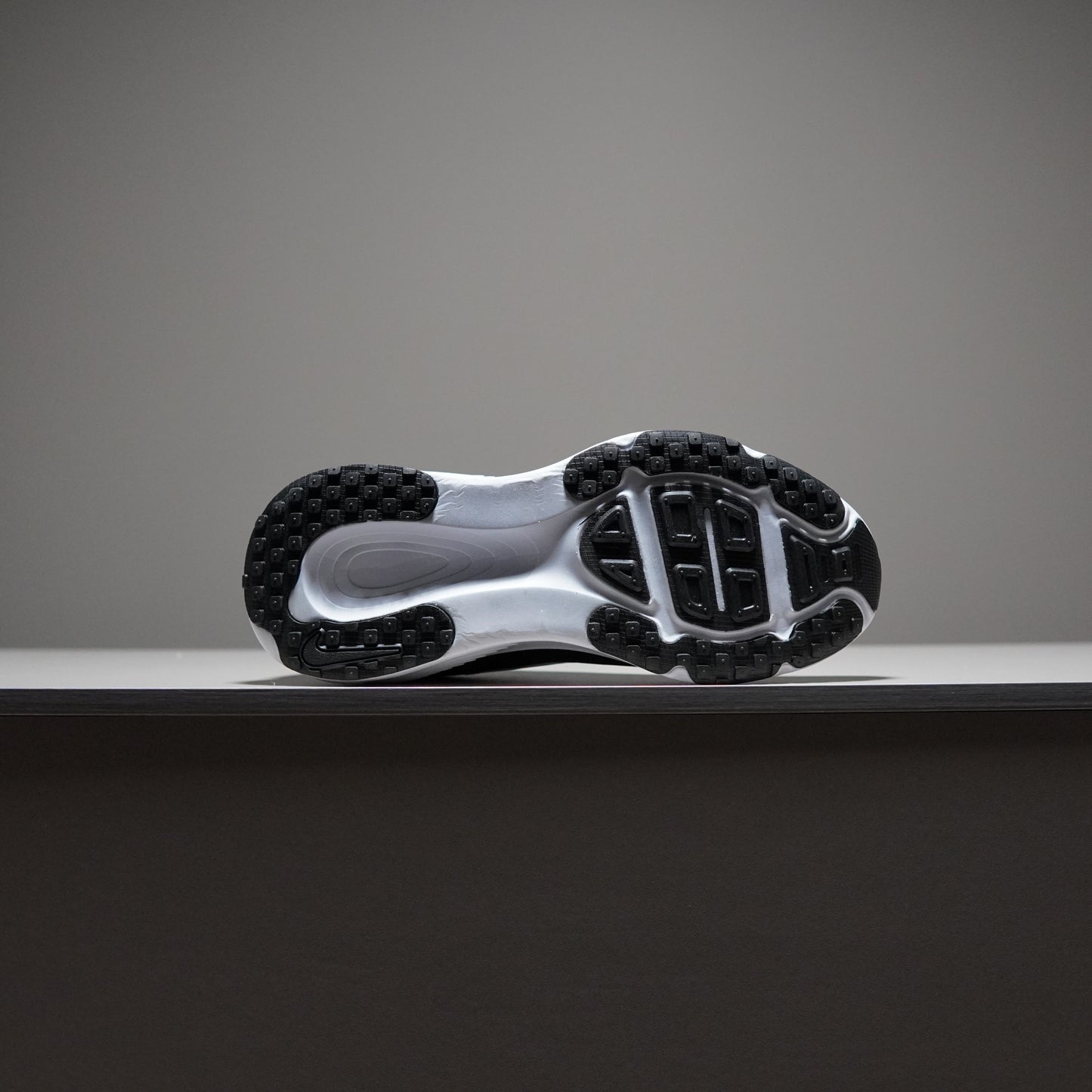 Nike Air Zoom Vomero 18X | NAV18X400301