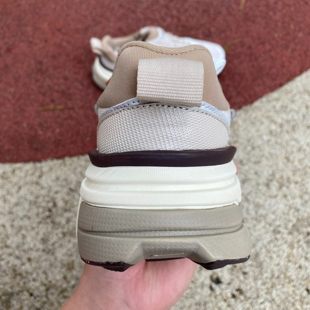 Nike V2K Run | FD0736-100