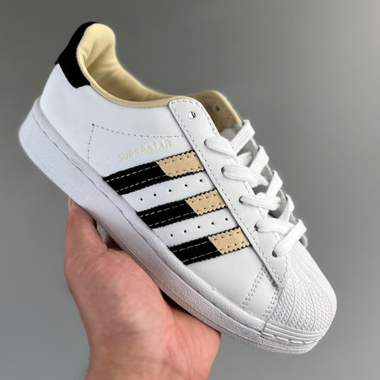 Adidas Originals  Superstar  | White/Black  HL051050811