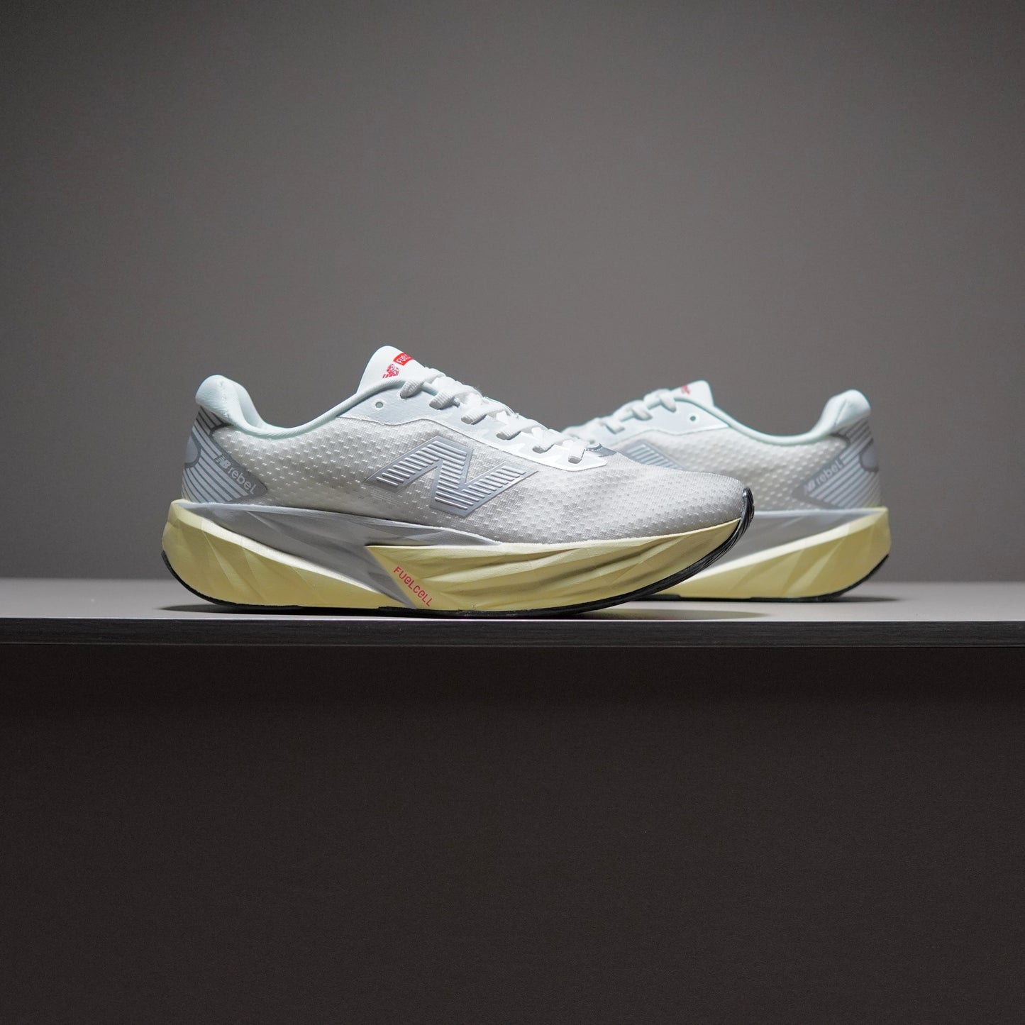 New Balance FuelCell Rebel v5 | NB080023FR09