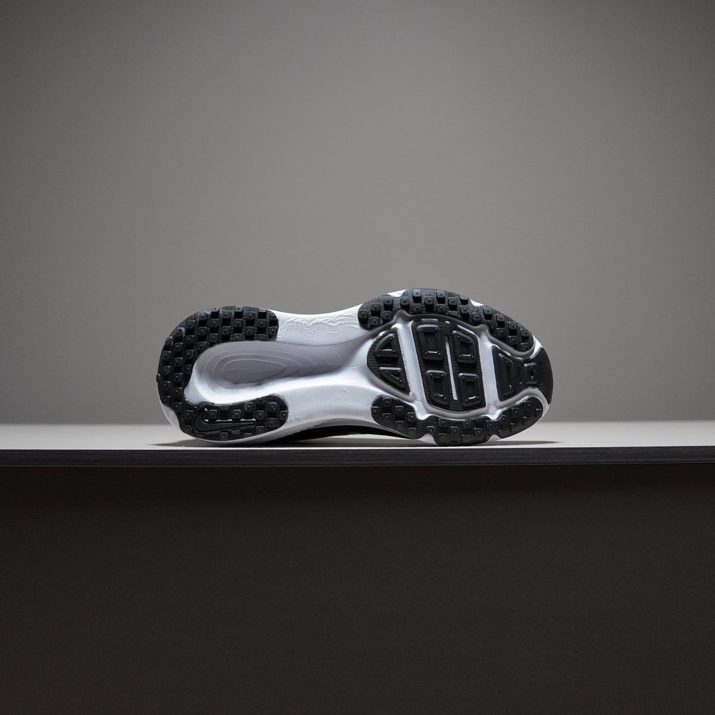 Nike Air Zoom Vomero 18X | NAV18X400307