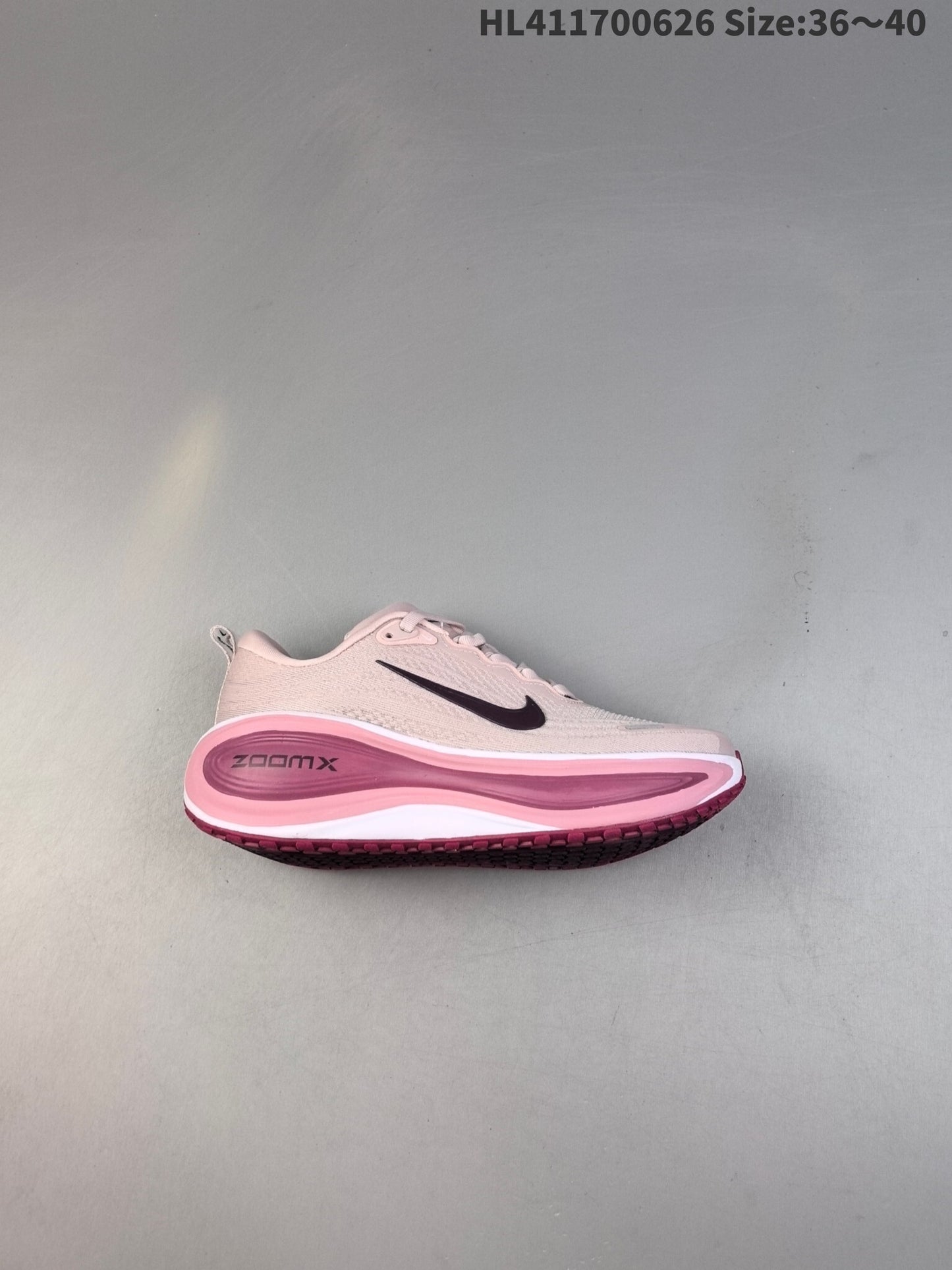 Nike Vomero Plus | NV18P400308