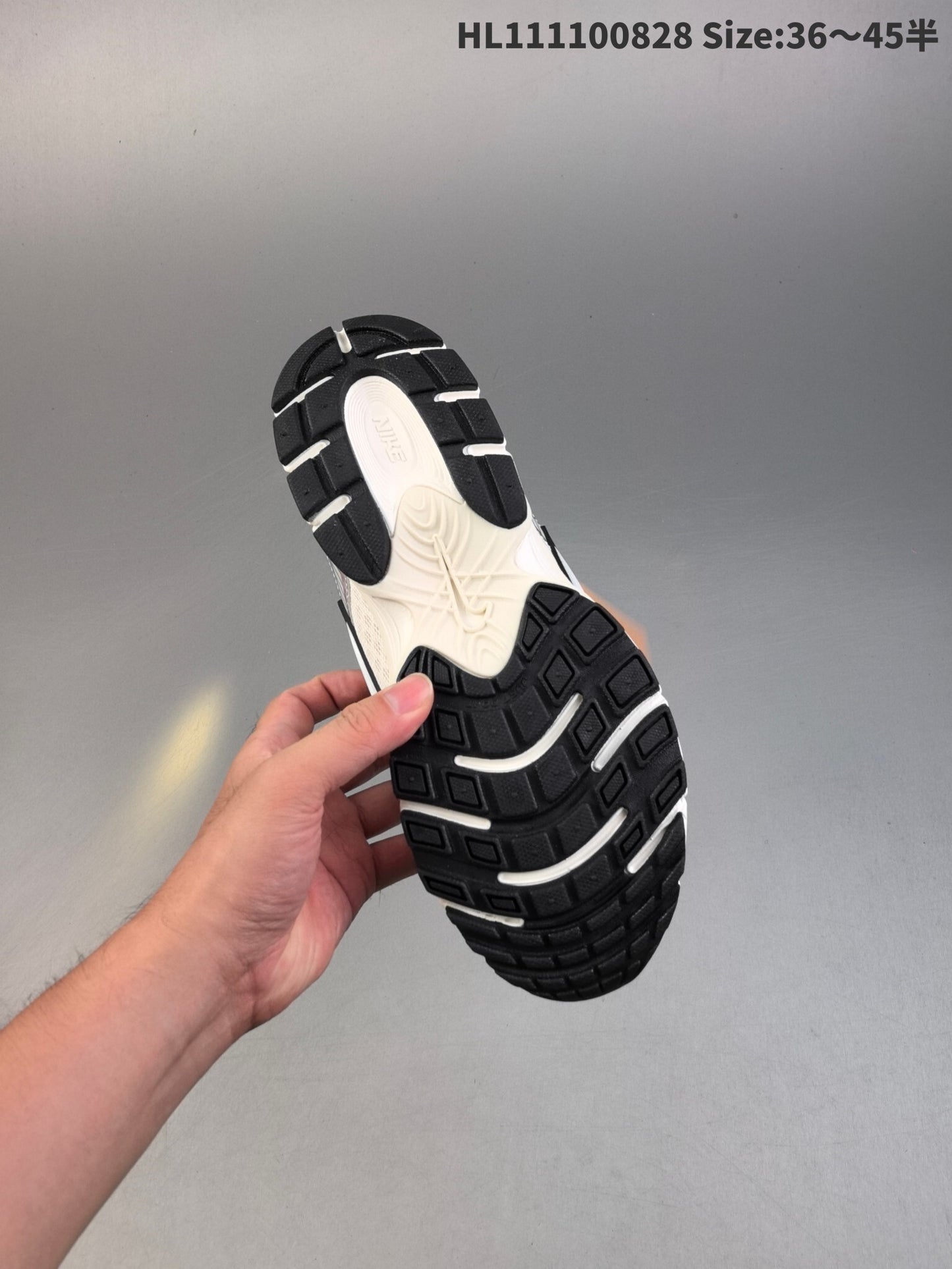 Nike V5 RNR | V5RNR18P400306