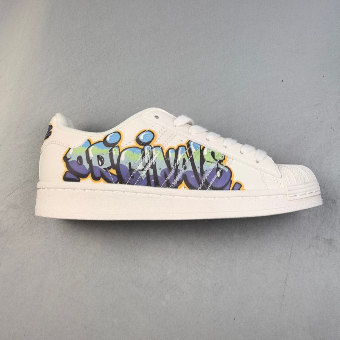 Adidas Originals Superstar Graffiti | Off White HL64651023