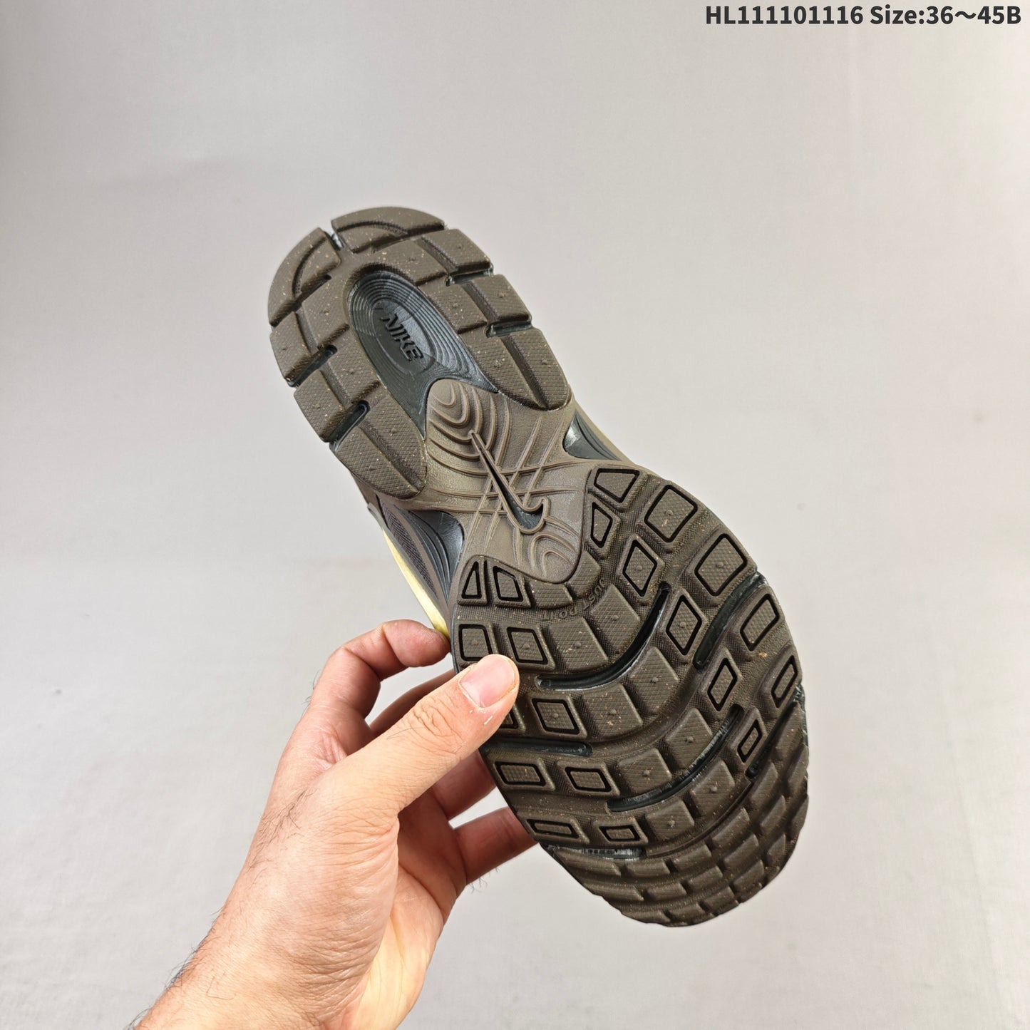 Nike V5 RNR | V5RNR18P400319