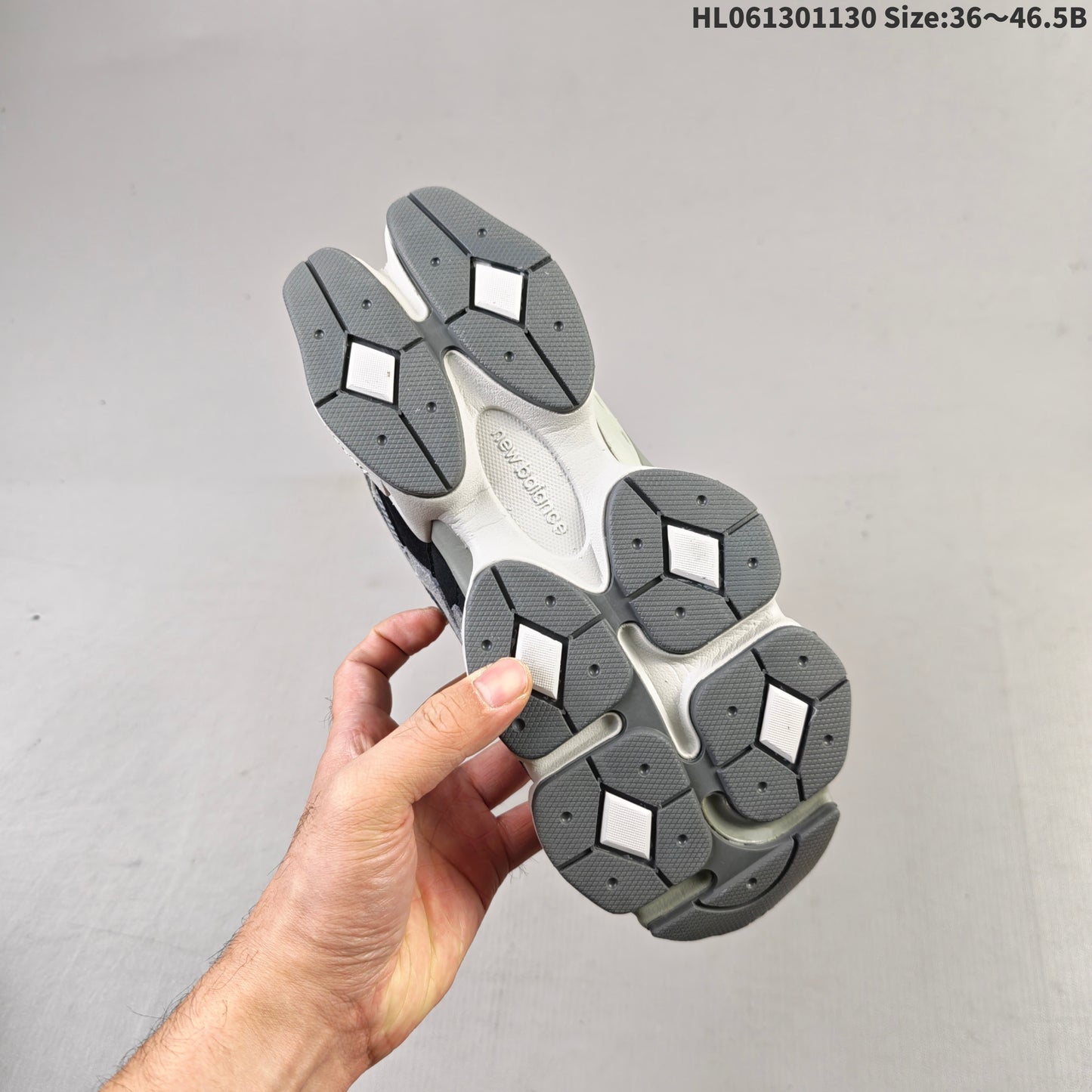 New Balance 9060 | HL031800810