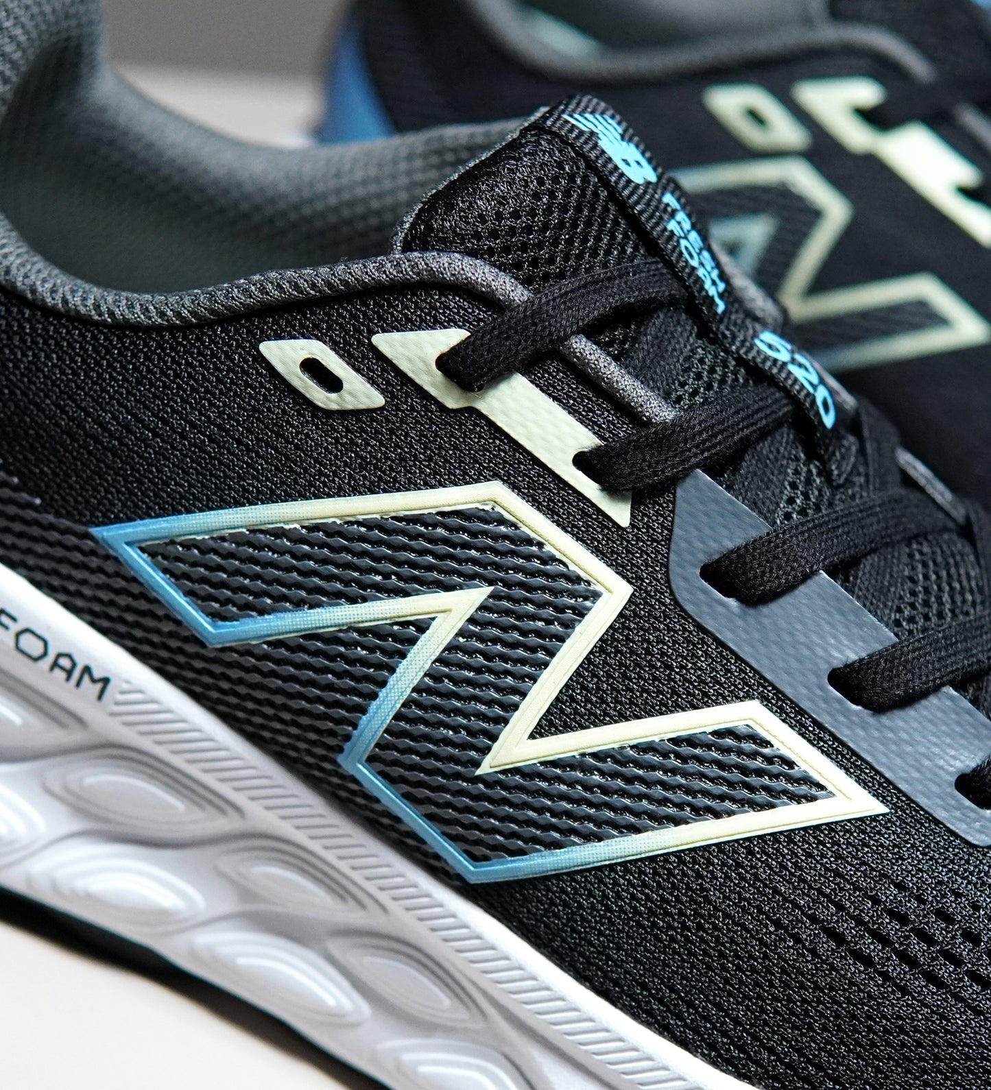 New Balance Foam X Vongo V9 | NB52001V0906