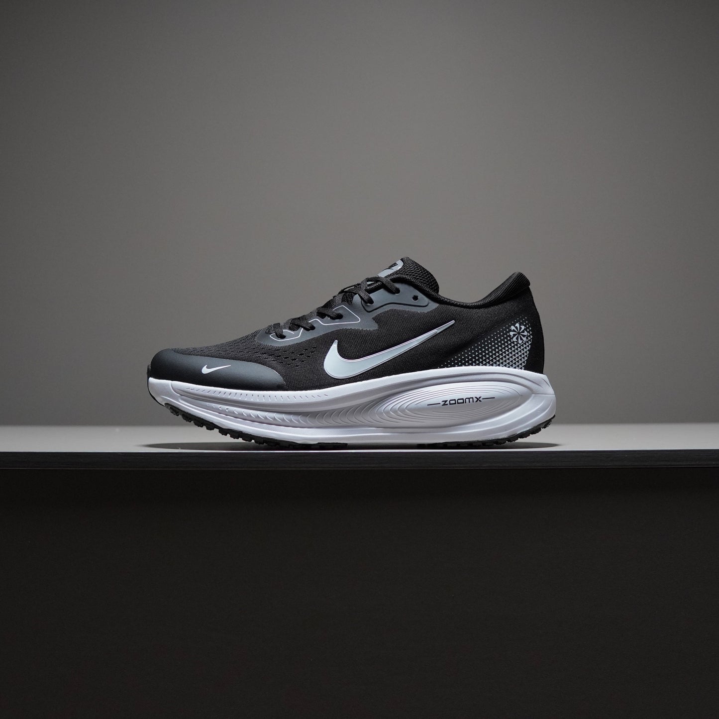 Nike Air Zoom Vomero 18X | NAV18X400301