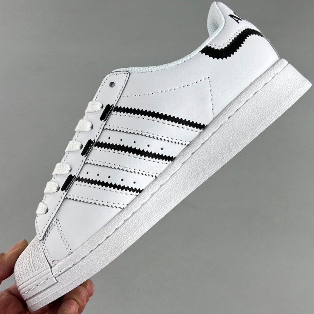 Adidas Originals  Superstar  | Black/White 50YHLG111211