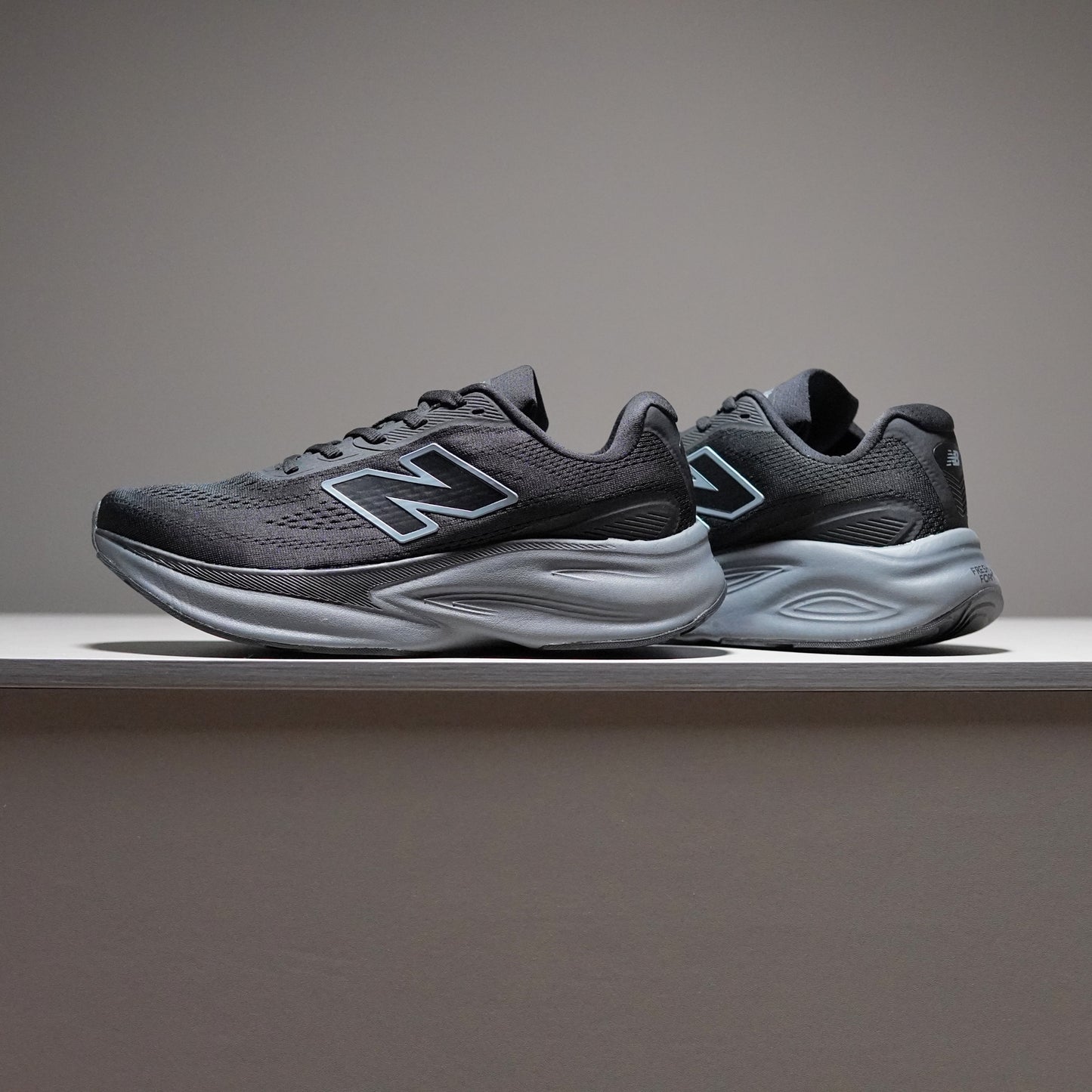 New Balance Fresh Foam X More V6 | 08002301