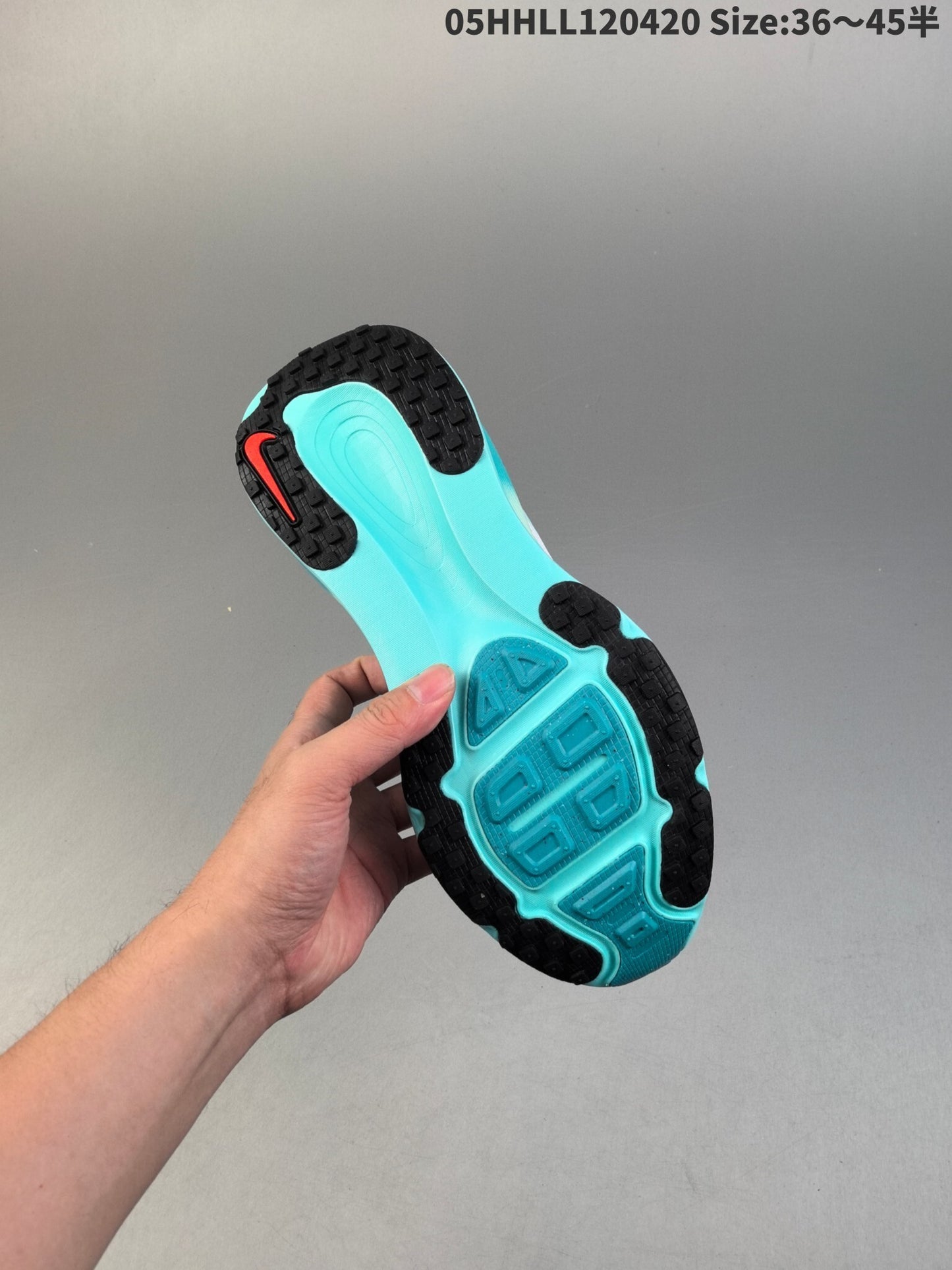 Nike Vomero 18 | 05HHLL120420