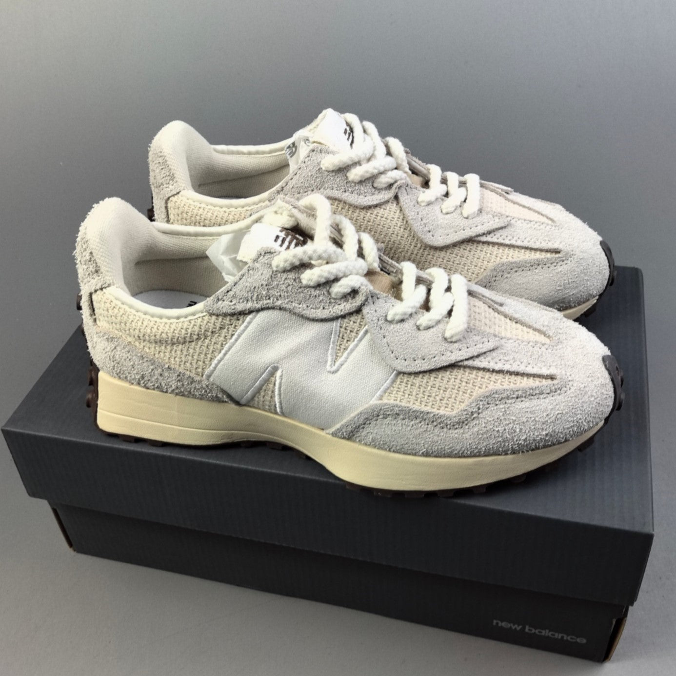 New Balance 327 | TEAM AWAY GREY HL141200228