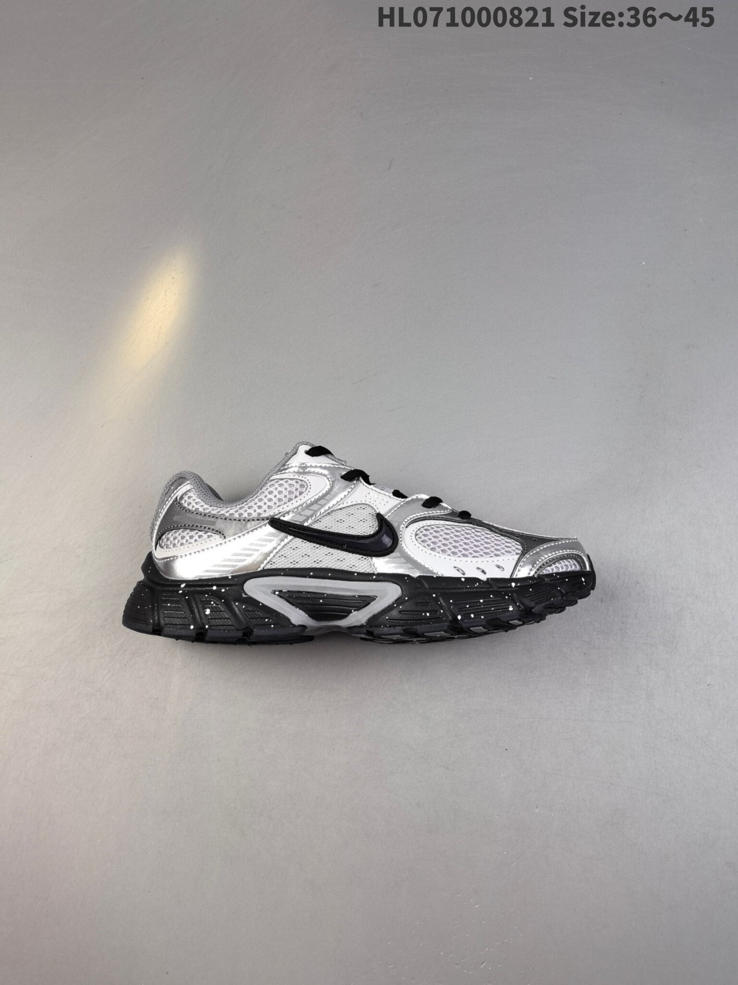 Nike V5 RNR | V5RNR18P400313