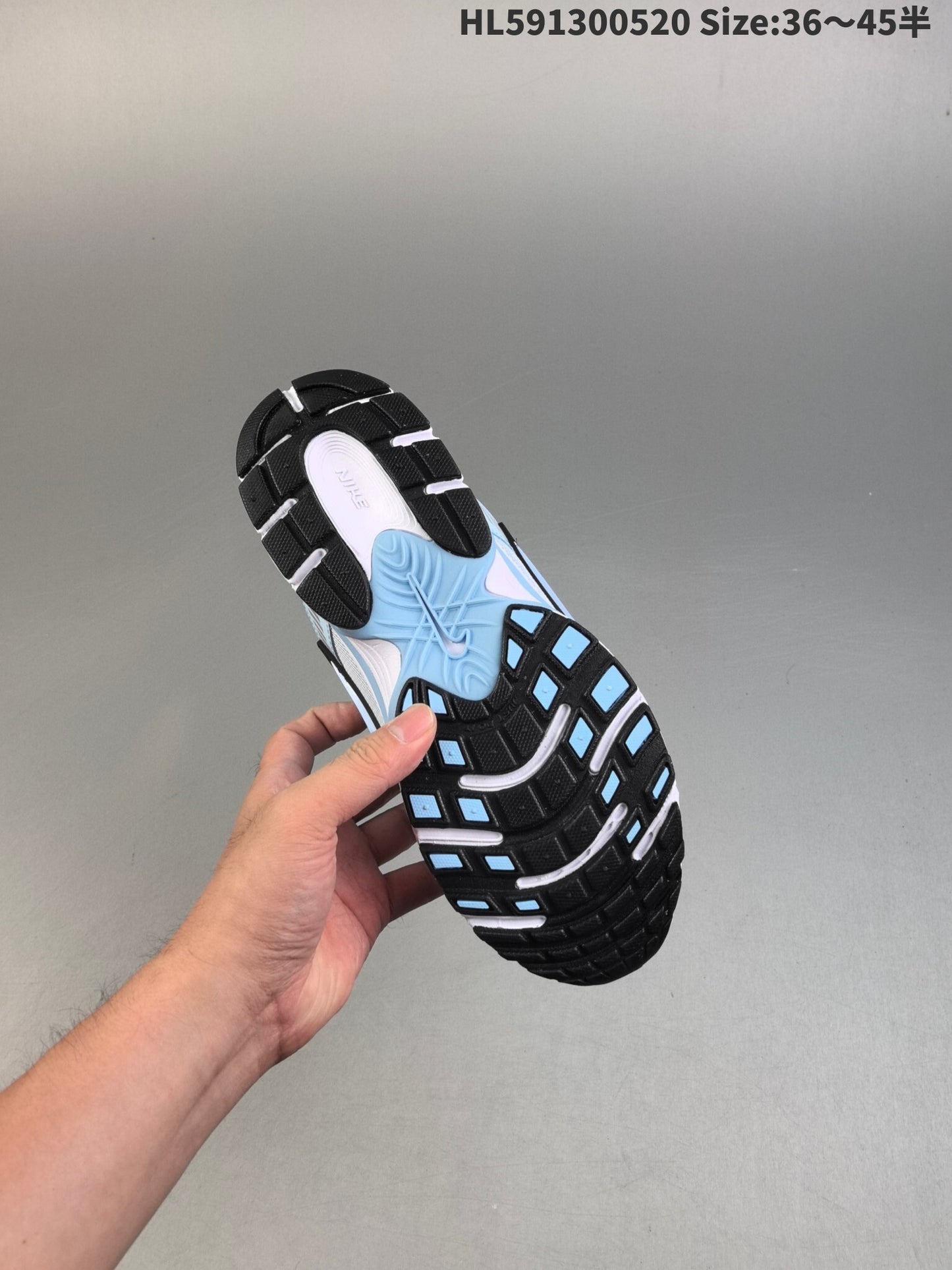 Nike V5 RNR | V5RNR18P400303