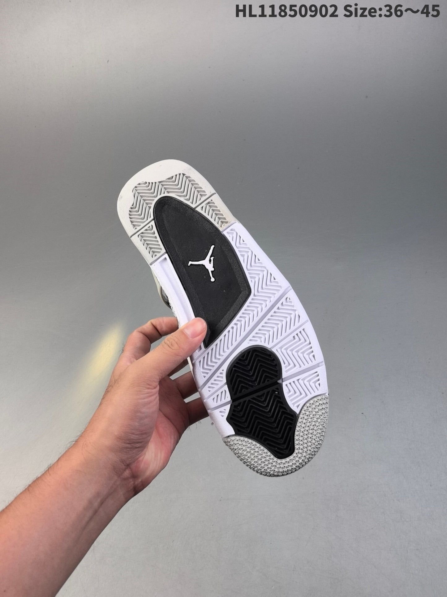 Air Jordan 4 Retro | HL301500813