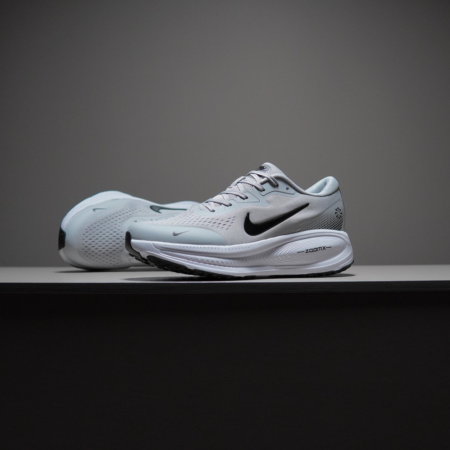 Nike Air Zoom Vomero 18X | NAV18X400305