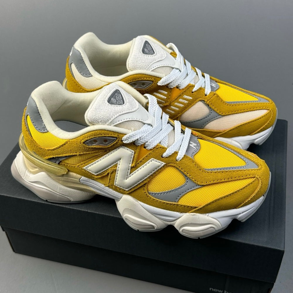 New Balance 9060 | Varsity Gold HL3151500608