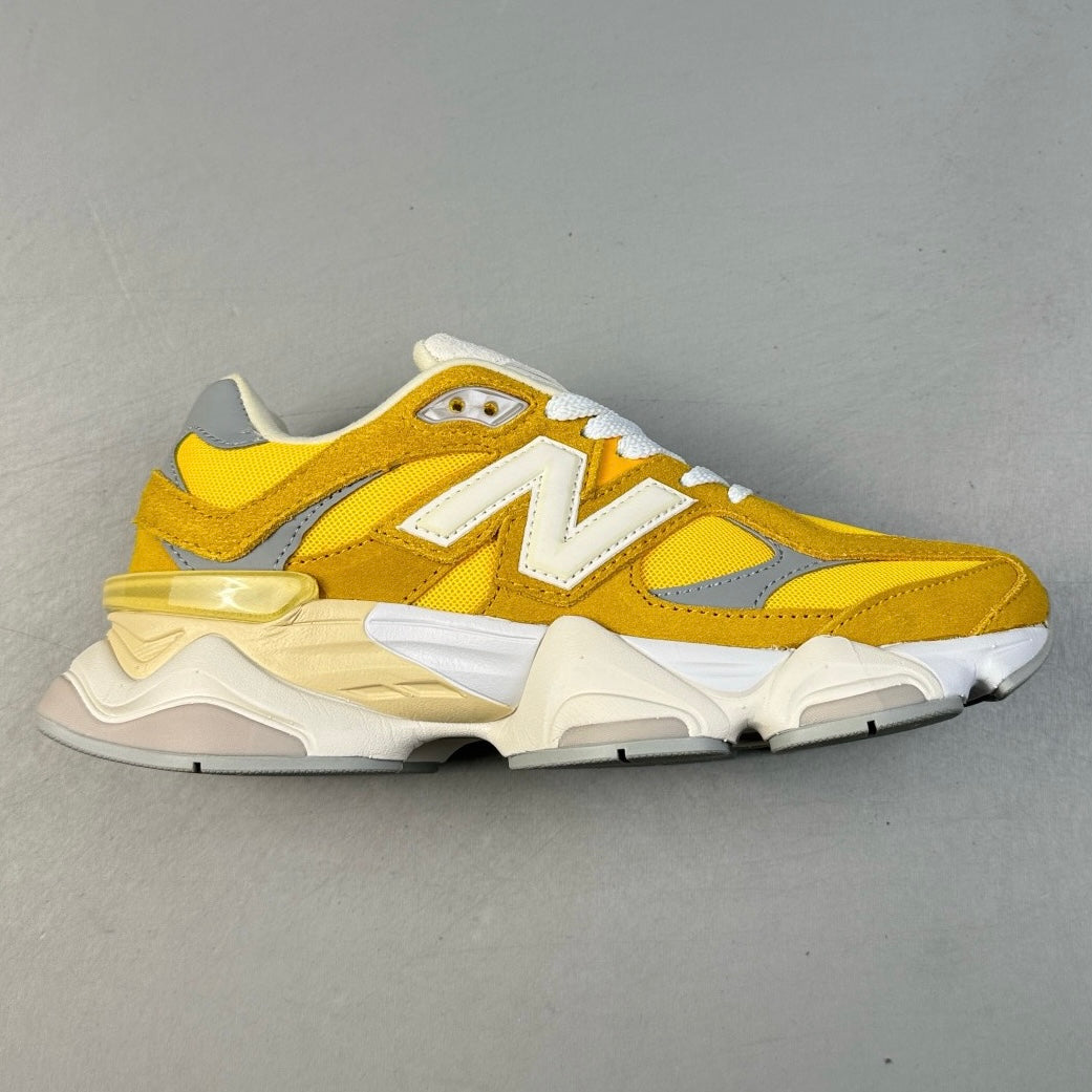 New Balance 9060 | Varsity Gold HL3151500608