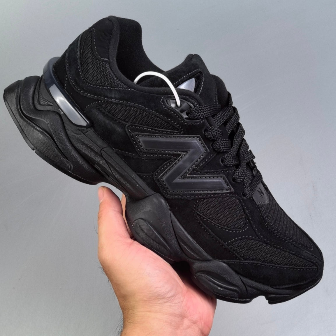 New Balance 9060 | Triple Black Gamuza HL031800715