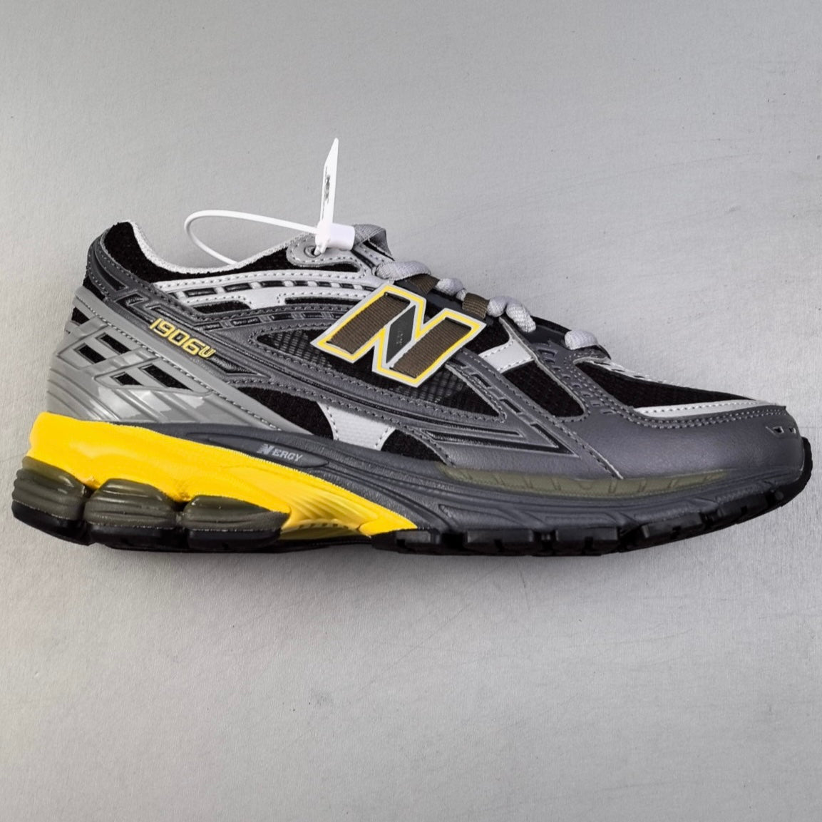 New Balance 1906U | Castlerock Ginger Lemon HL031700413