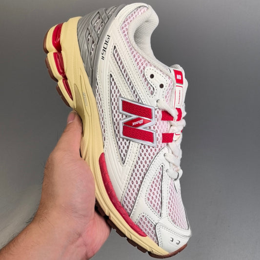 New Balance 1906R | White & Red HL491301029