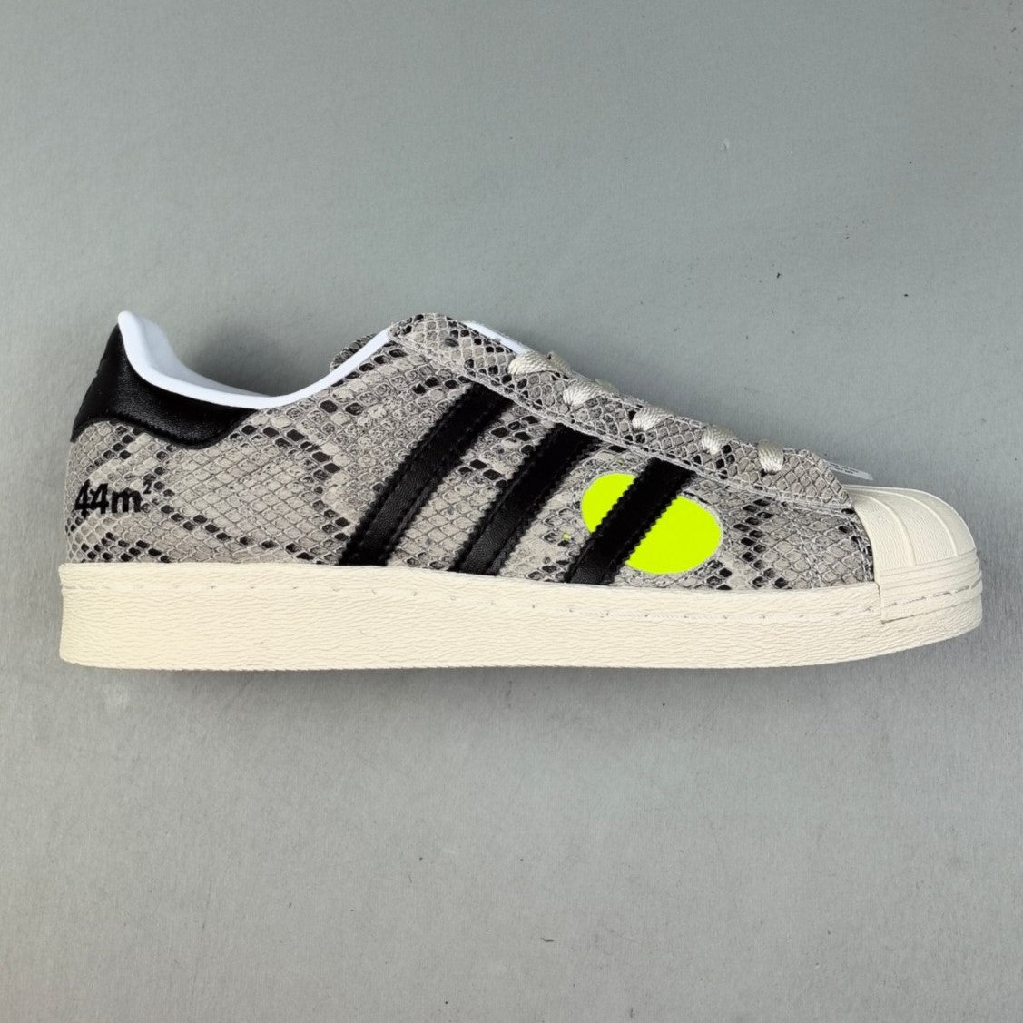 Adidas Originals  Superstar 82 Trainers | Bliss / Core Black / Cream White HL591701219