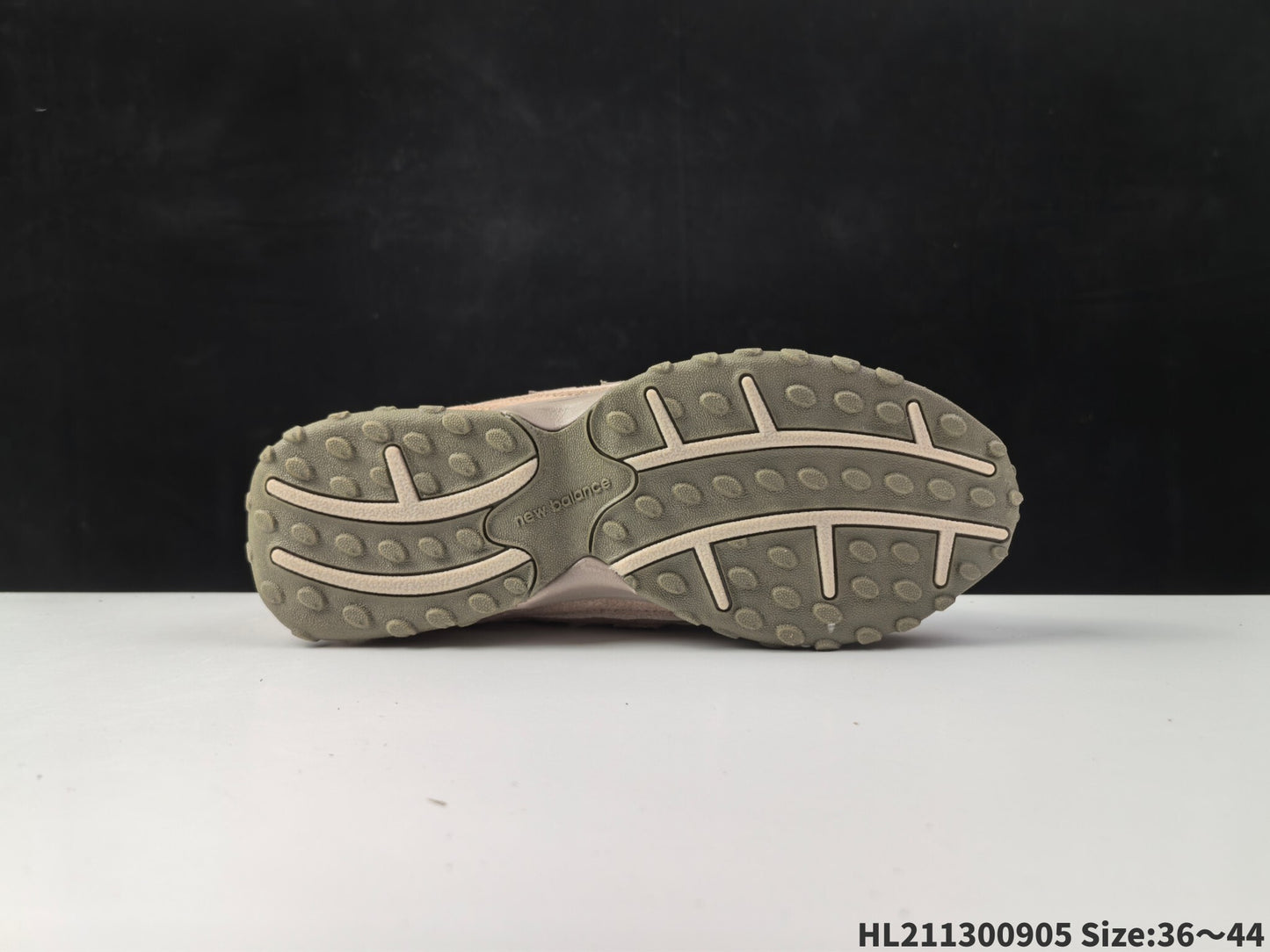 New Balance 204 | NB080020404