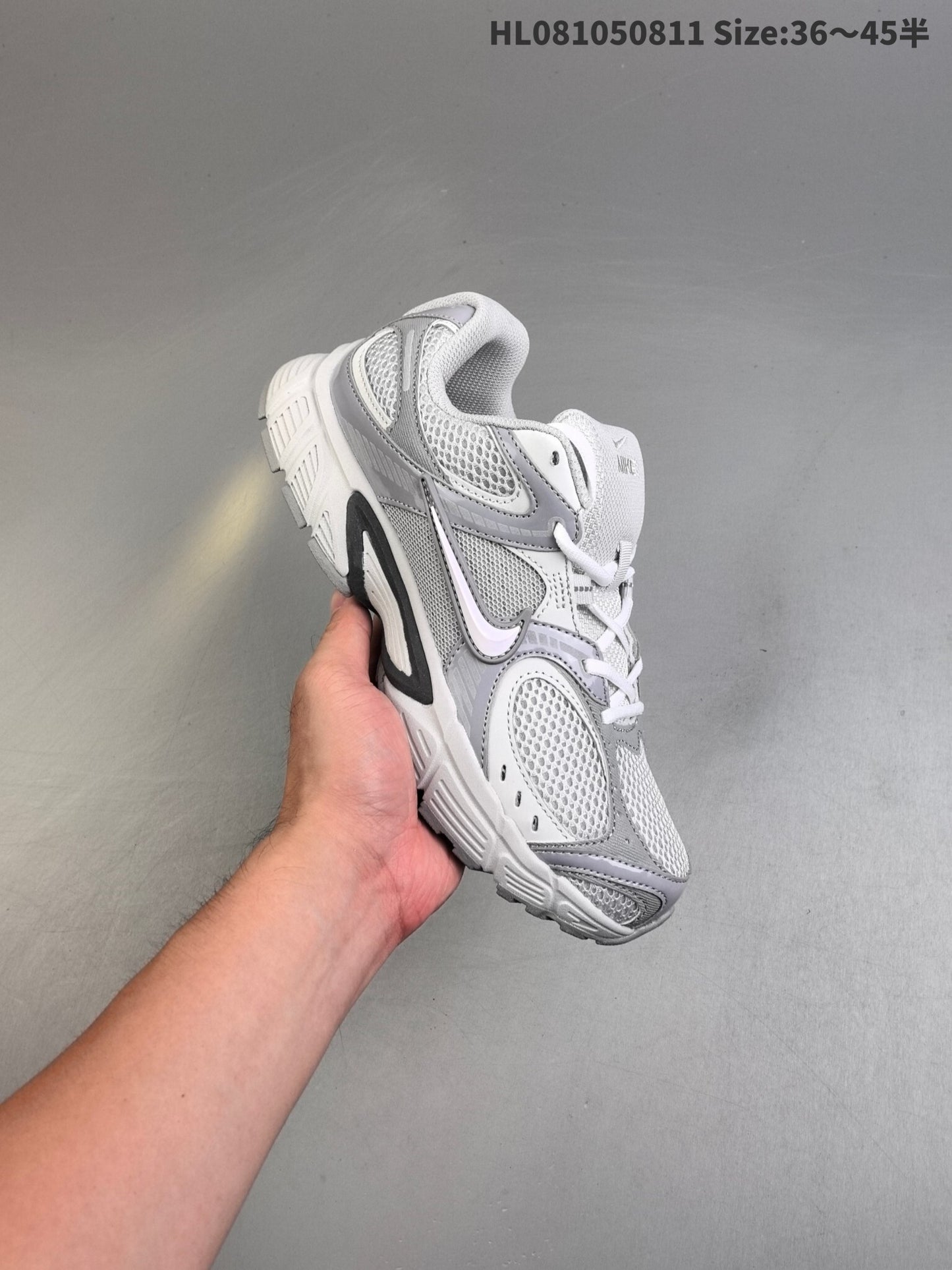 Nike V5 RNR | V5RNR18P400310