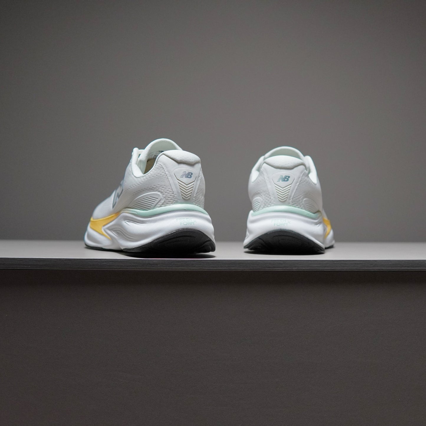 New Balance Fresh Foam X More V6 | 08002303