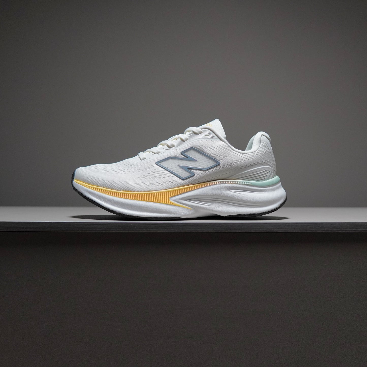 New Balance Fresh Foam X More V6 | 08002303