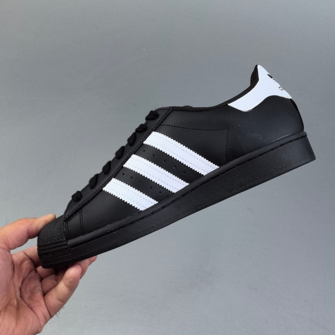 Adidas Originals Superstar  | Black/White00HHLL220521