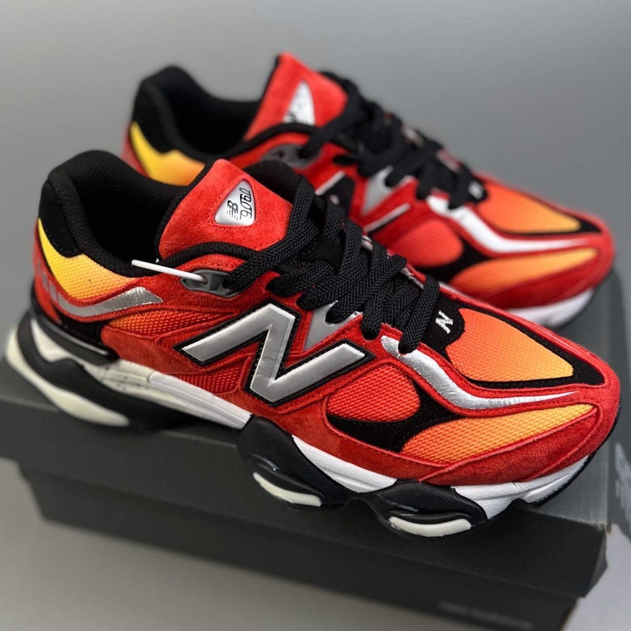 New Balance 9060 | Orange Flame HL031900108