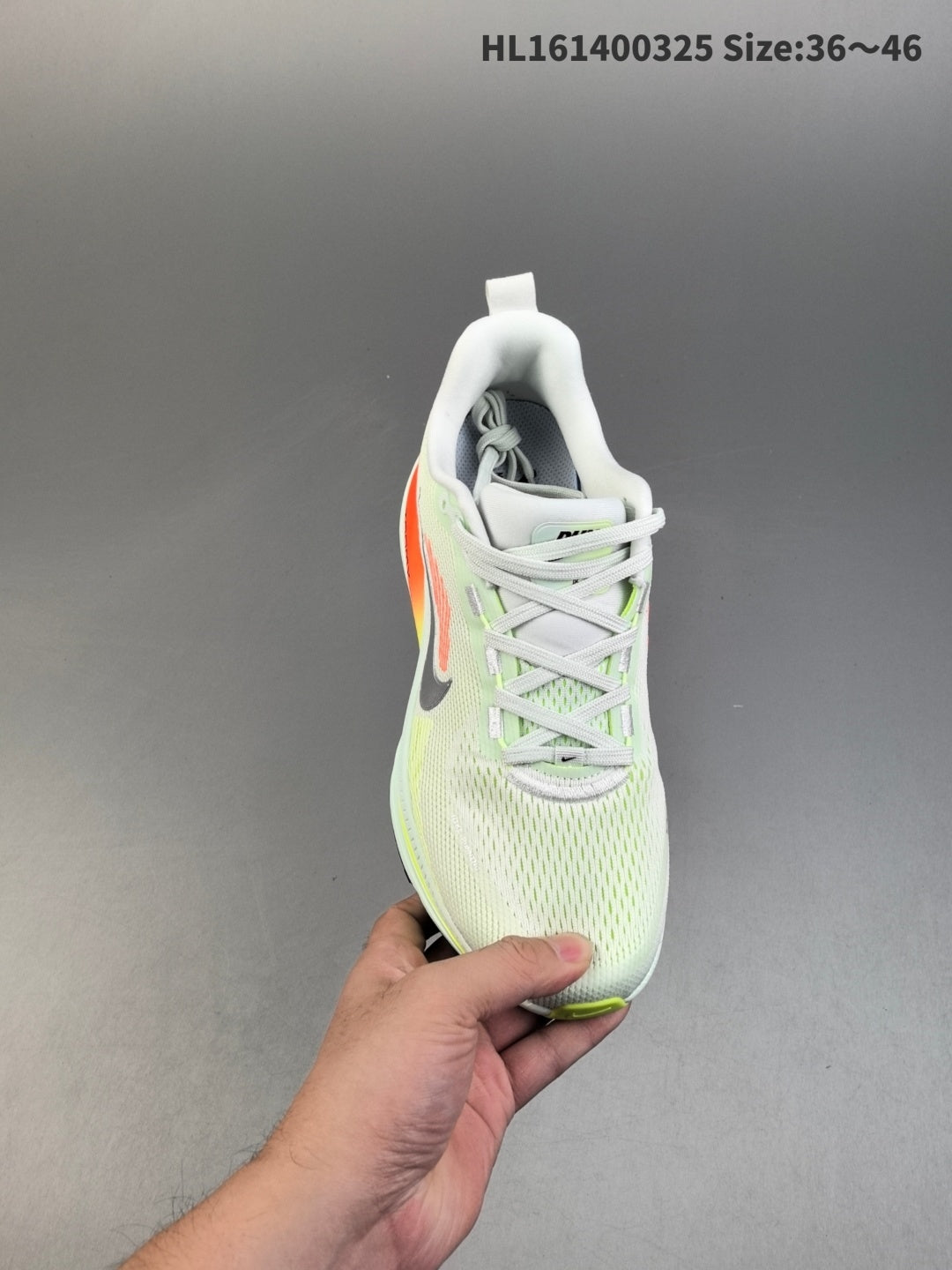 Nike Vomero 18 | HL161400325