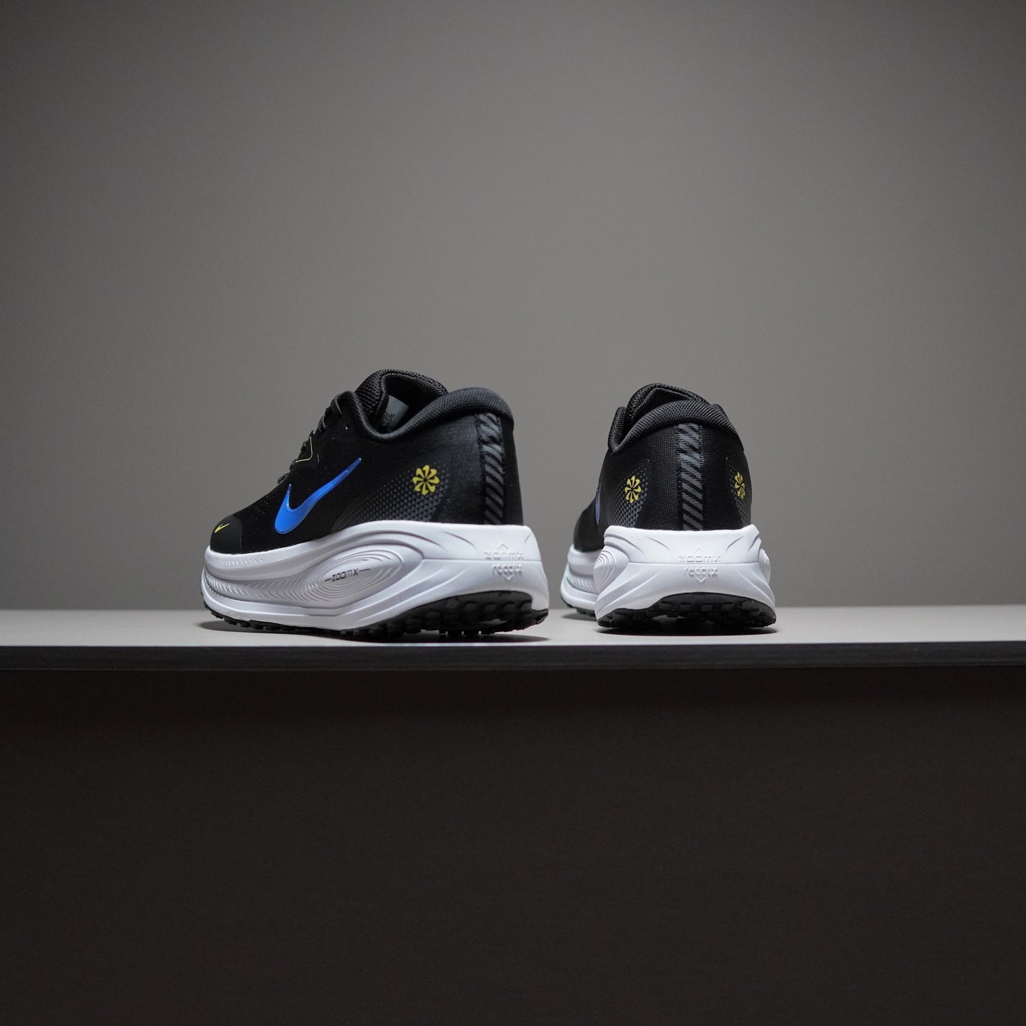 Nike Air Zoom Vomero 18X | NAV18X400307