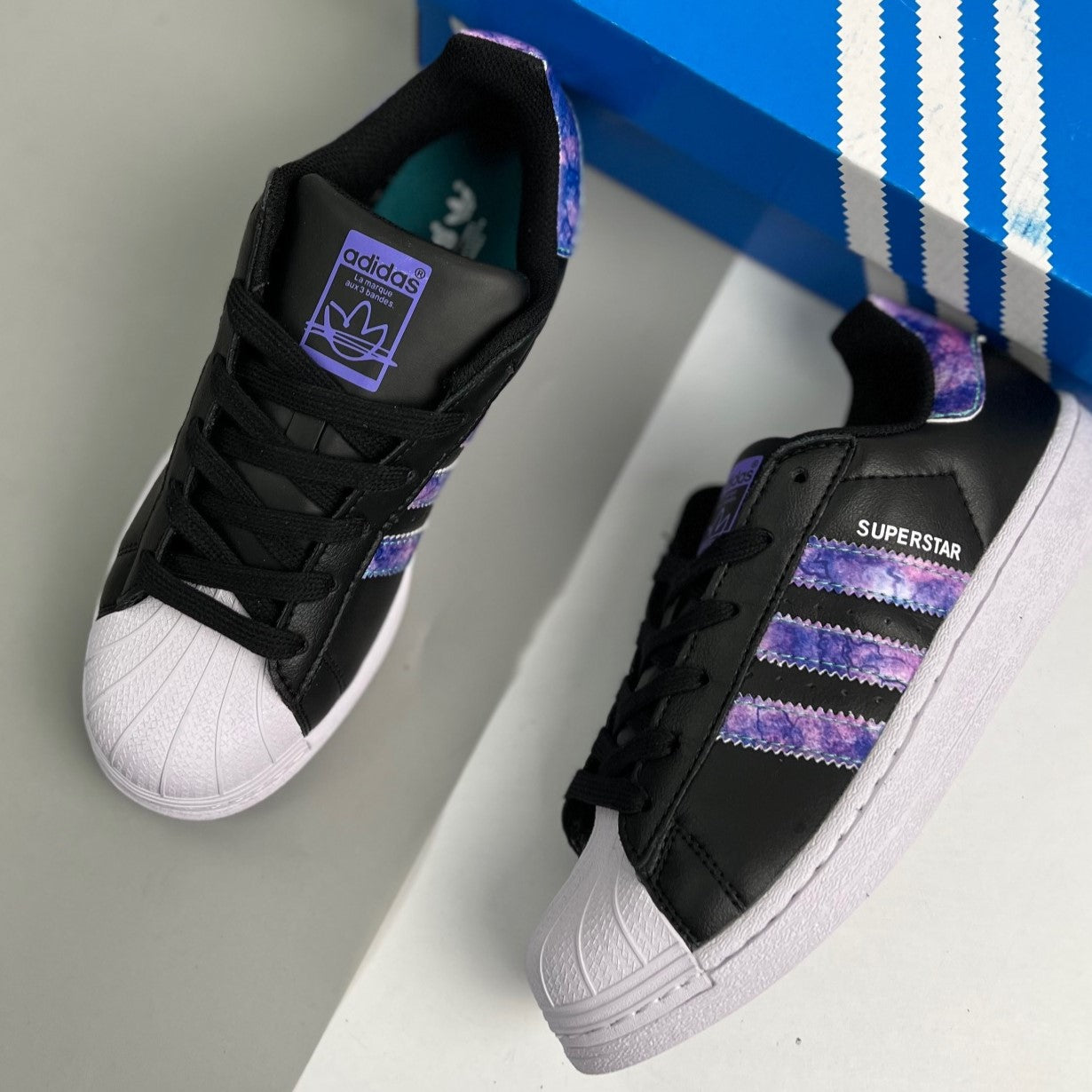 Adidas Originals  Superstar  | White/Purple 02CHER12