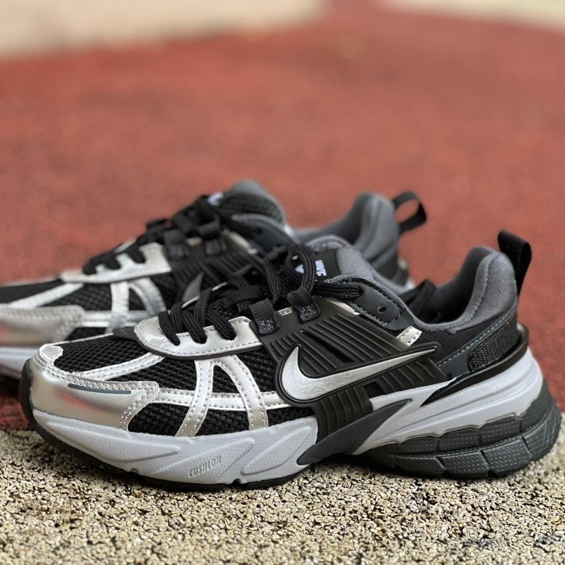 Nike V2K Run | fd0736-005